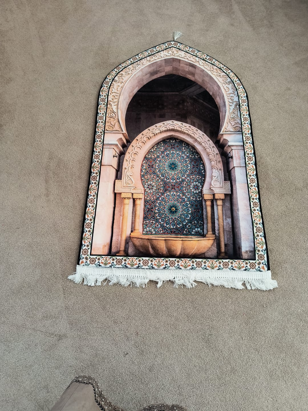 Customer photo review of 3D Mihrab Premium Padded Prayer Mat