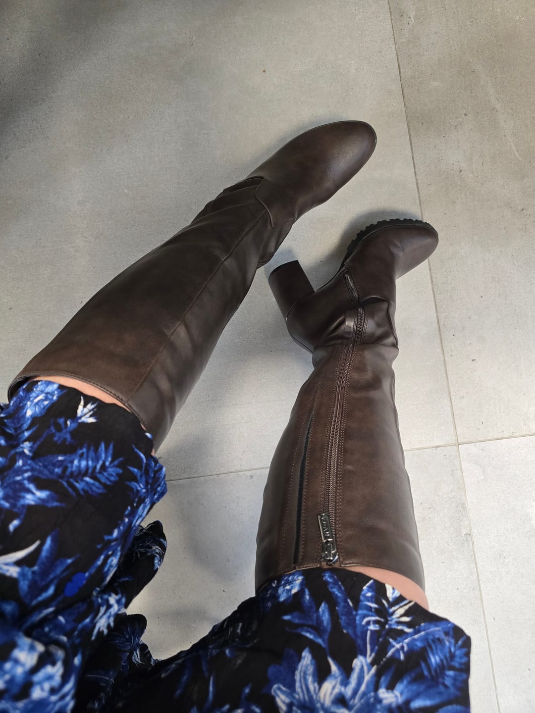 Customer photo review of Edamame Knee High Boots