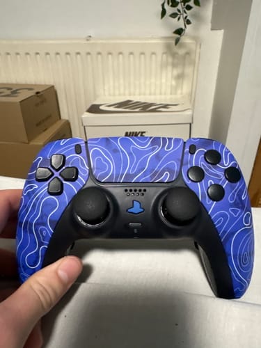 Customer photo review of Custom Cinch PS5 Pro - Custom Design Ref: G91UIY