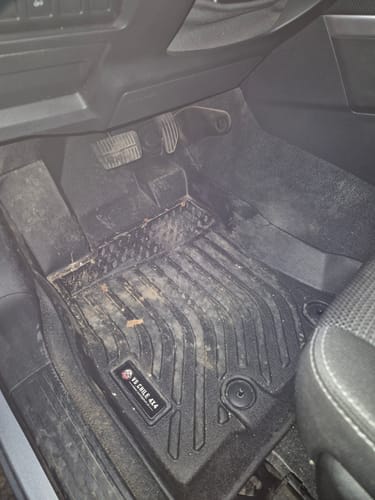 Customer photo review of Pisos Calce Perfecto Subaru Forester Años 2019 Al 2024
