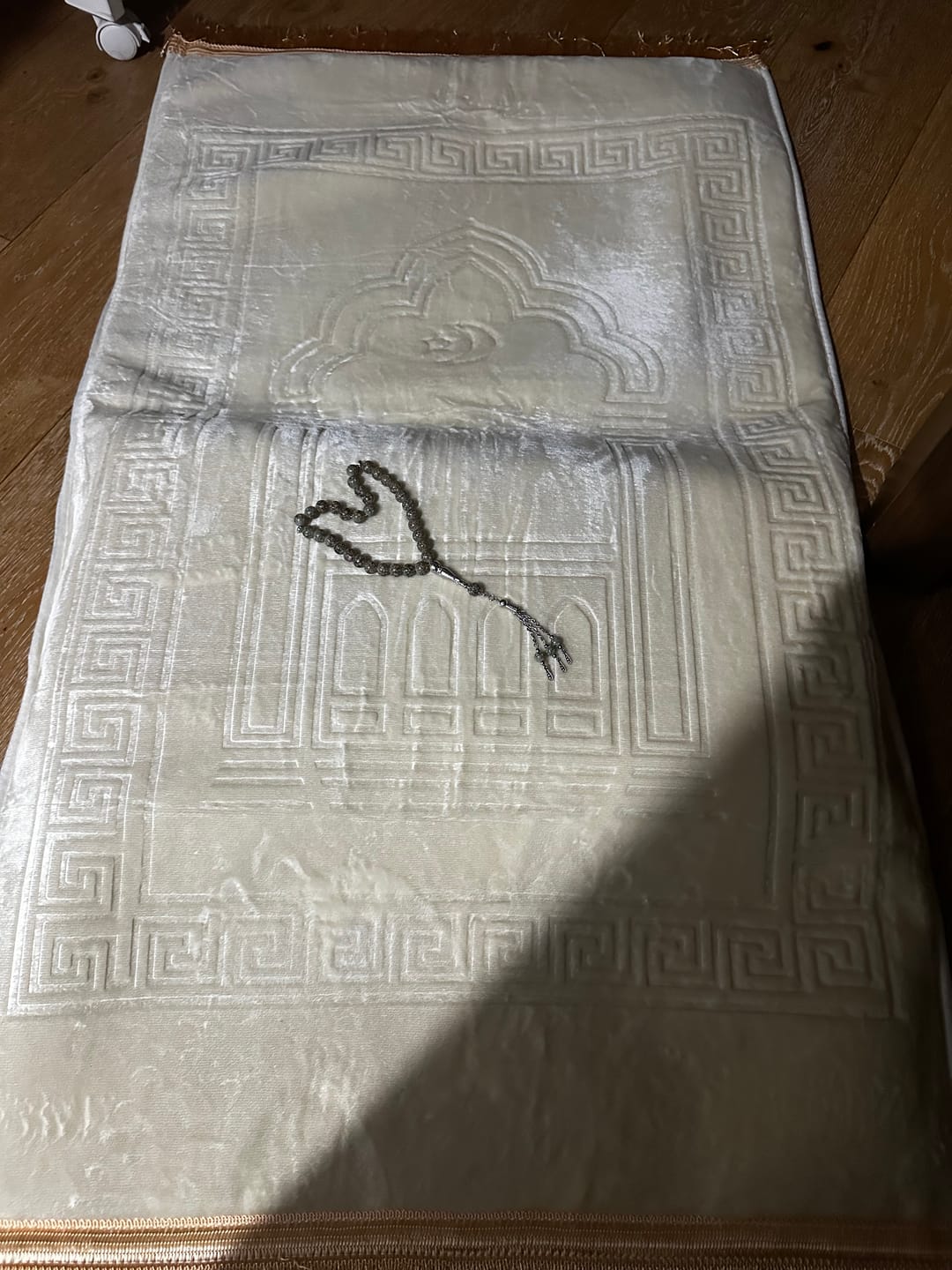 Customer photo review of Medical Prayer Mat With Memory Foam Pillow