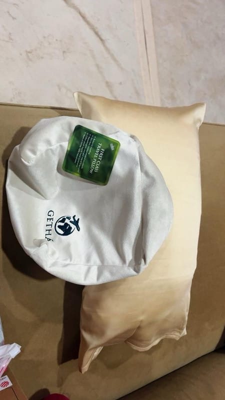 Customer photo review of Getha First Class Travel Latex Pillow