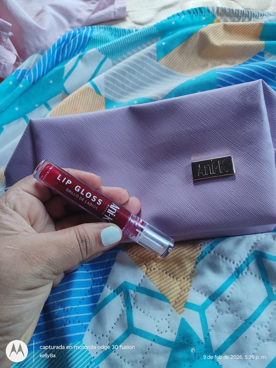 Customer photo review of Gloss Bonita