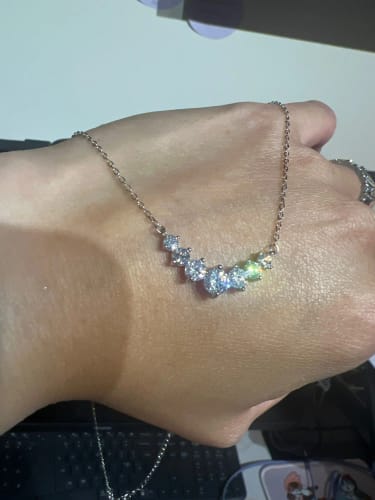 Customer photo review of Moissanite Necklace for Woman Wedding Fine Jewely with Certificates 925 Sterling Sliver Plated 18k White Gold Necklace