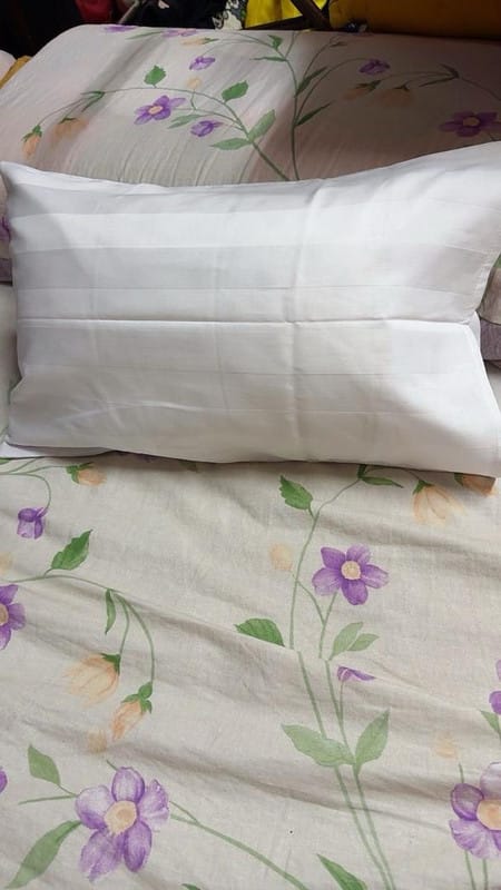 Customer photo review of Getha Travel Pillow - Small
