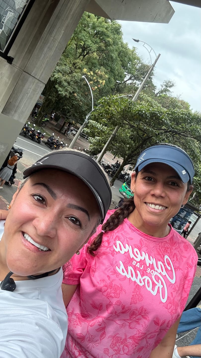 Customer photo review of 2XU Visera Run Broche Black Black