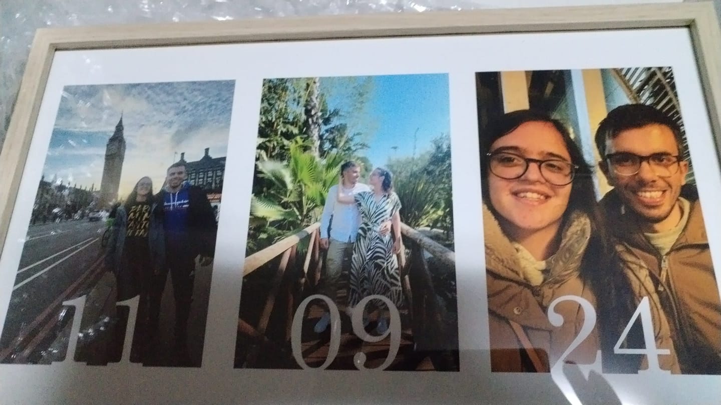 Customer photo review of Quadro c/ 3 Fotos & Data Personalizado