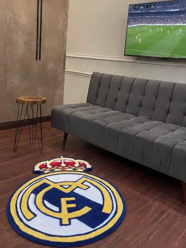 Customer photo review of Real Madrid CF® Logo Rug