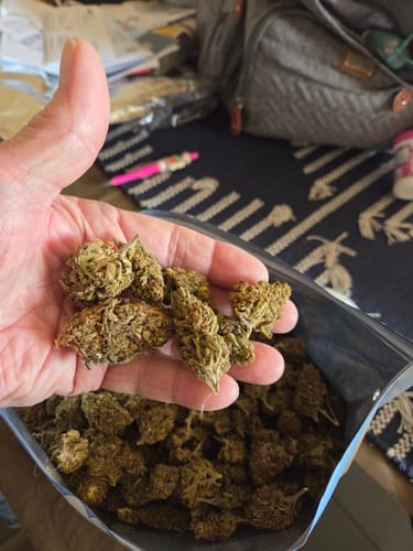 Customer photo review of Bulk THCA Flower Pounds