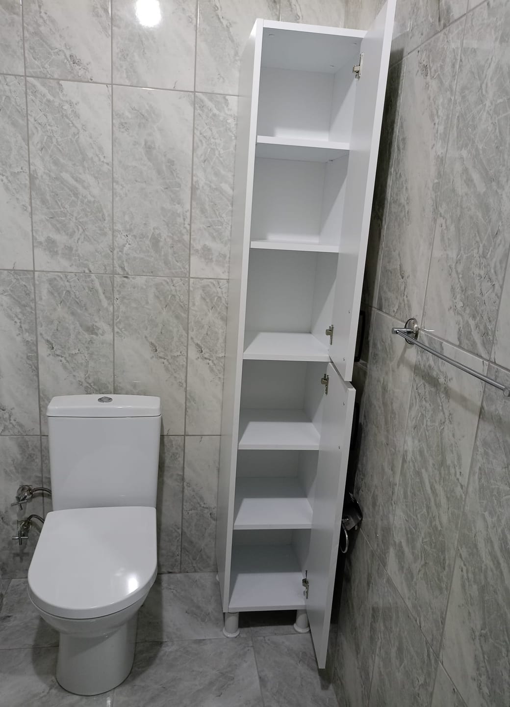 Customer photo review of Rani F1 Çok Amaçlı Dolap 2 Kapaklı 6 Raflı Banyo Kiler Mutfak Dolabı Beyaz M1