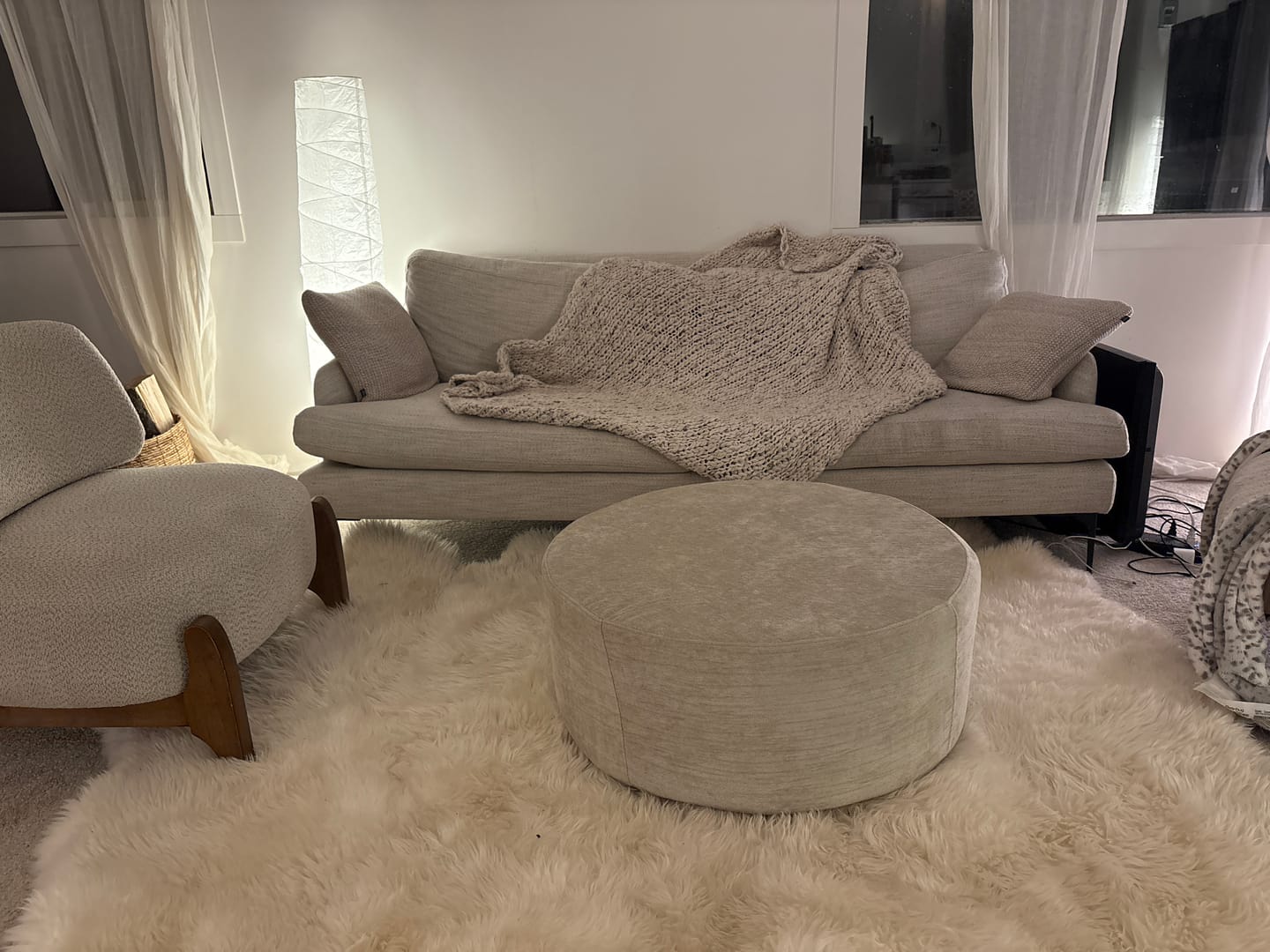 Customer photo review of C8 Round Pouf Ottoman