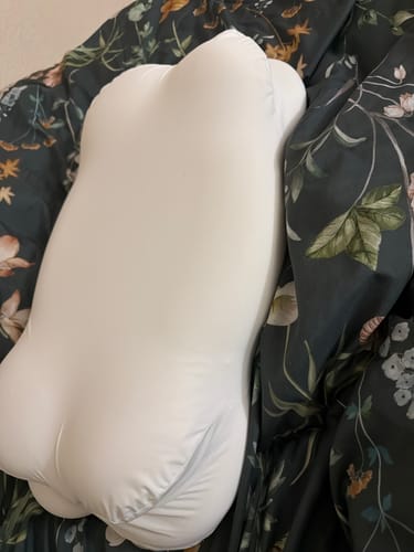 Customer photo review of Mellow CloudAlign™ Pillow