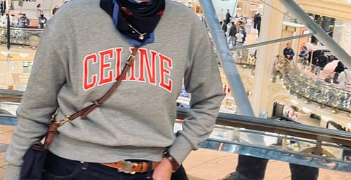 Customer photo review of CELINE 25S CREWNECK SWEATSHIRT 0083