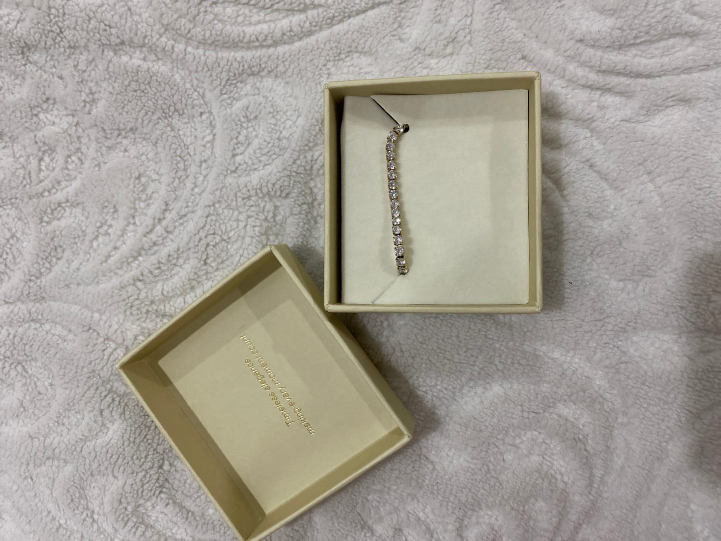 Customer photo review of Ava Gold Bracelet