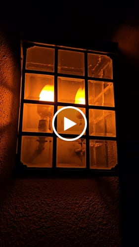 Customer video review of Candelabra Flame Effect LED Fire Candle Light Bulb l Ambient Flaming Flicker Effect E12 E14 Socket