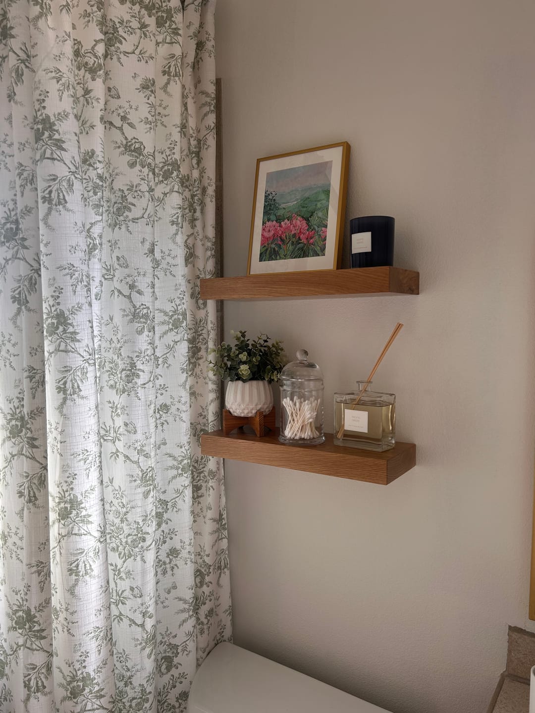 Customer photo review of White Oak Floating Shelves