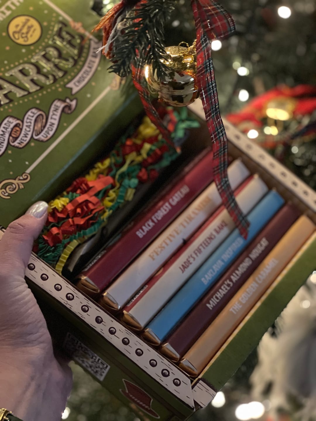 Customer photo review of Baklava Inspired Chocolate Bar 145g