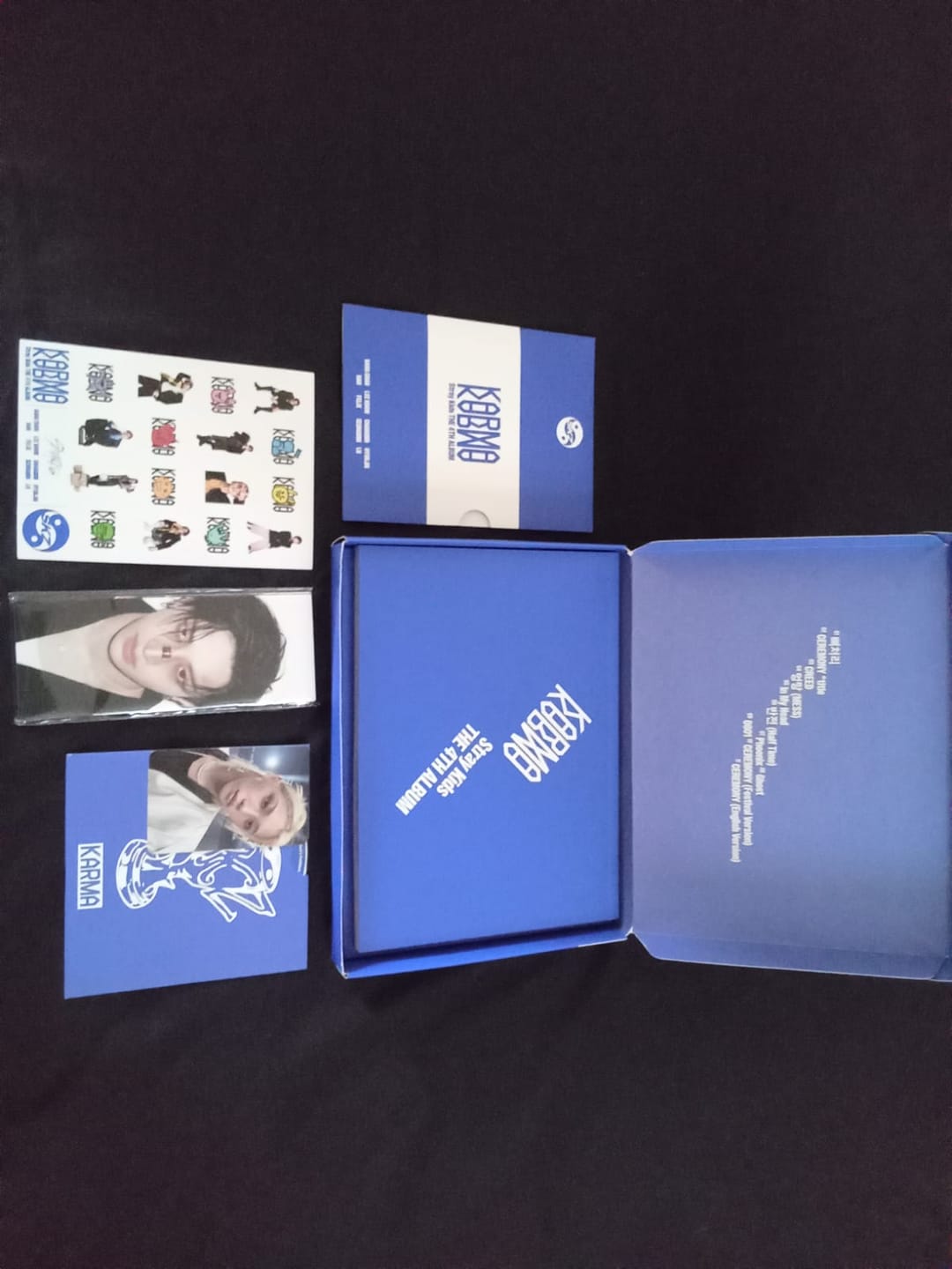 Customer photo review of STRAY KIDS - KARMA 4TH ALBUM STANDARD RANDOM