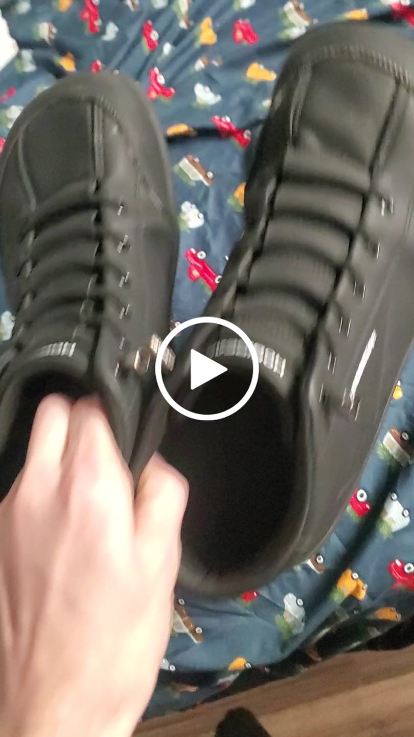 Customer video review of Yew - Barefoot Shoes