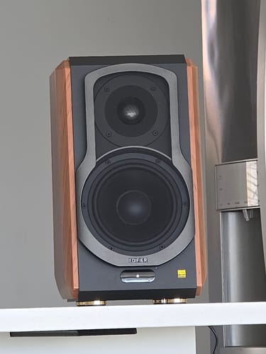 Customer photo review of S1000W WiFi Audiophile Active Bookshelf 2.0 Speakers(Certified Refurbished)