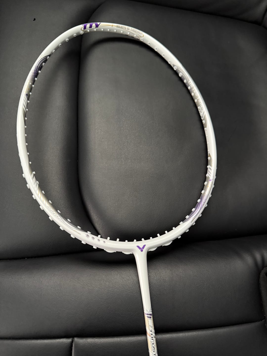 Customer photo review of Victor Thruster TTY-A Badminton Unstrung Racket [White] TK-TTY-A
