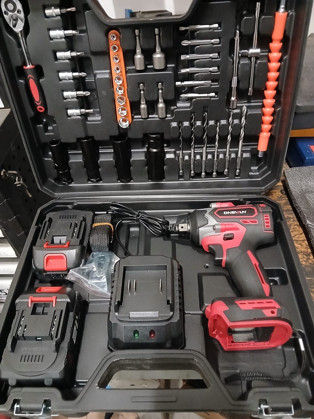 Customer photo review of ONEVAN 1/2" 500N·m Brushless Cordless Impact Wrench (31-Piece Accessory) | For Makita 18V Battery