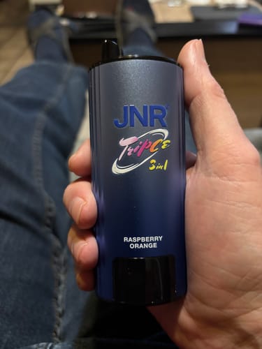 Customer photo review of JNR - Triple  110K - Puff Jetable / Vape Disposable 2% Nicotine - Triple Saveurs