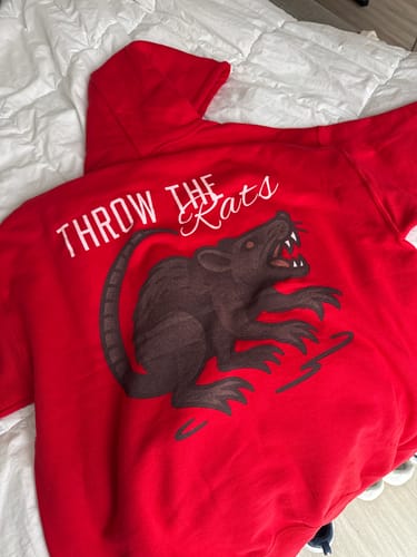 Customer photo review of Florida "Throw the Rats" Basic Hoodie