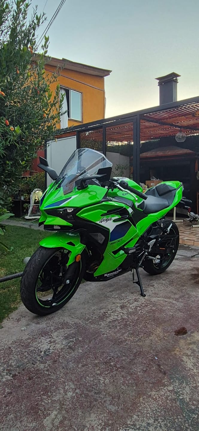 Customer photo review of Kit Luxury Gloss + Premium Micro Cloth
