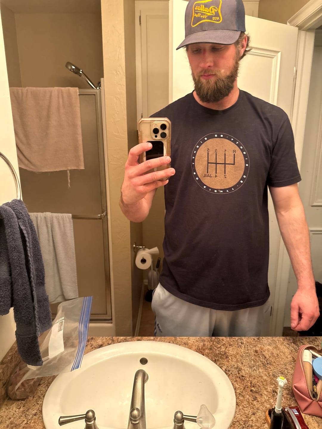 Customer photo review of 80Eighty® 6Speed = Jail Shirt