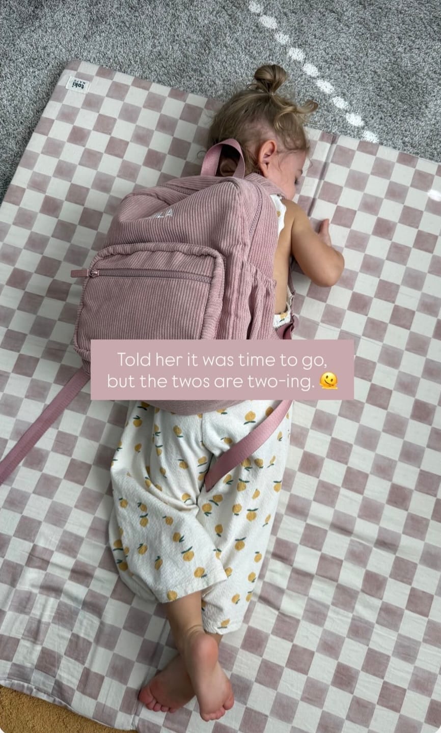 Customer photo review of Yooushi® Corduroy Backpack – Mint Green