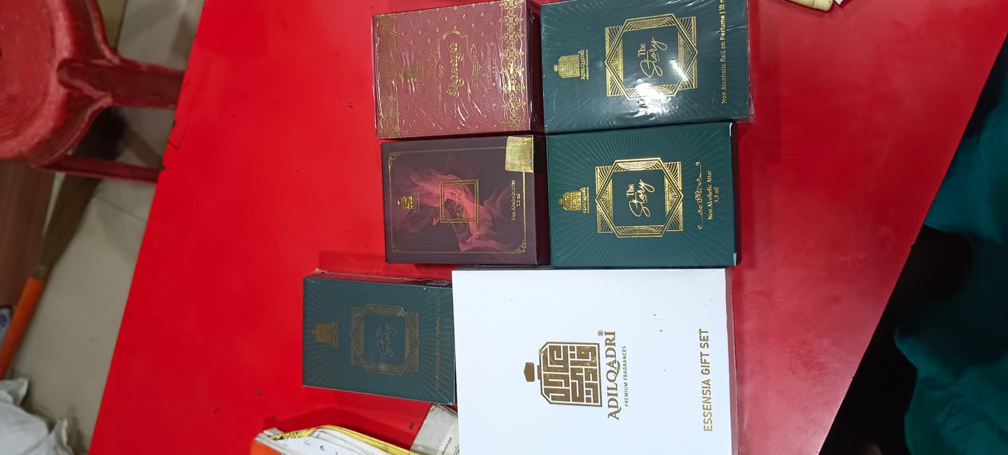 Customer photo review of Essensia Luxury Attar Perfume Gift Set (6 x 5.5Ml)