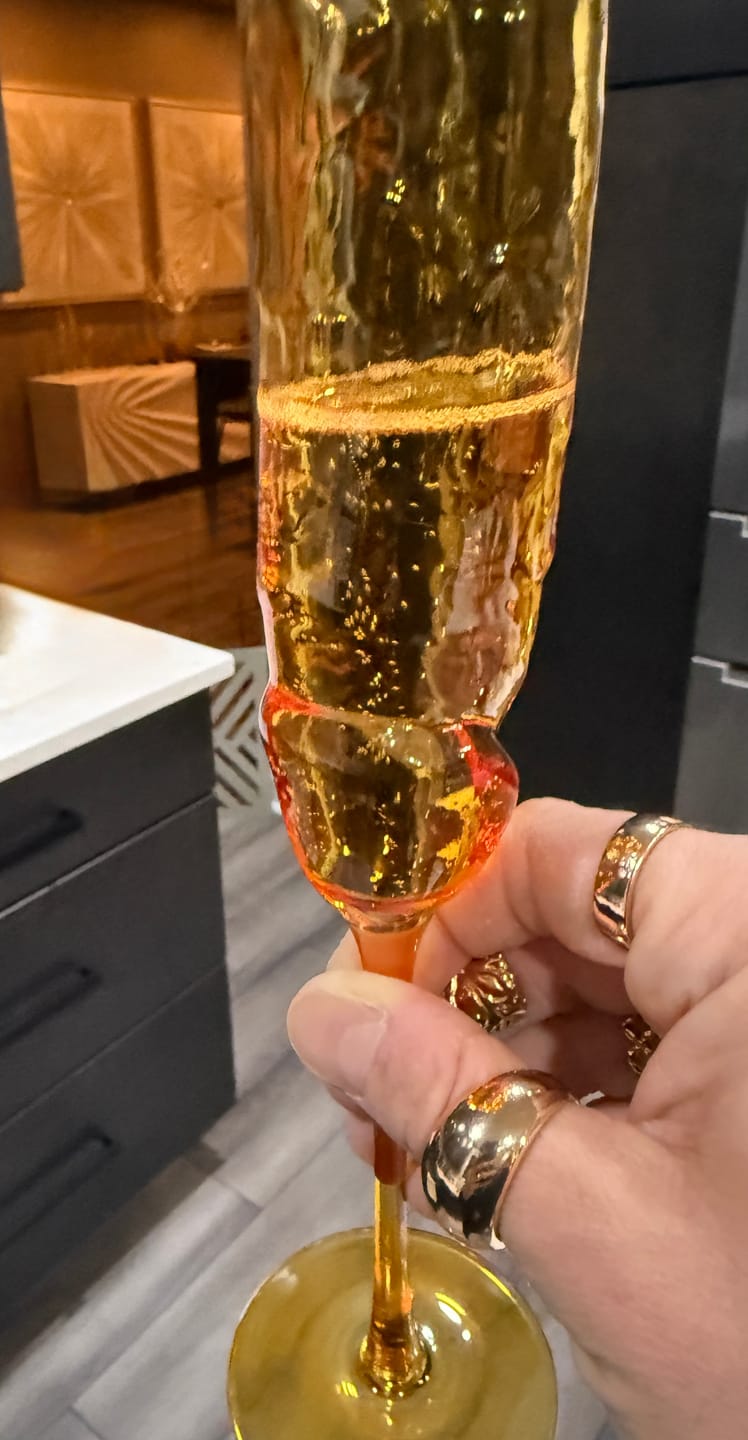 Customer photo review of The Willy: Singles