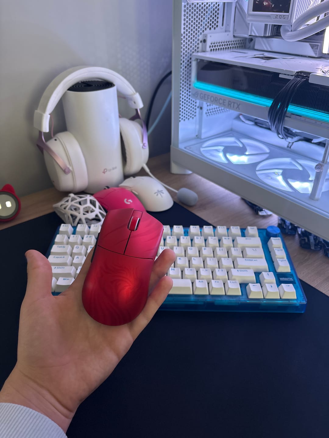 Customer photo review of WLMouse Huan Magnezyum Wireless Mouse