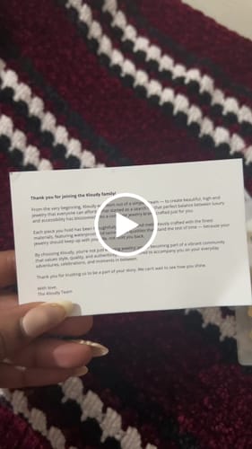 Customer video review of Celine Clover Bracelet