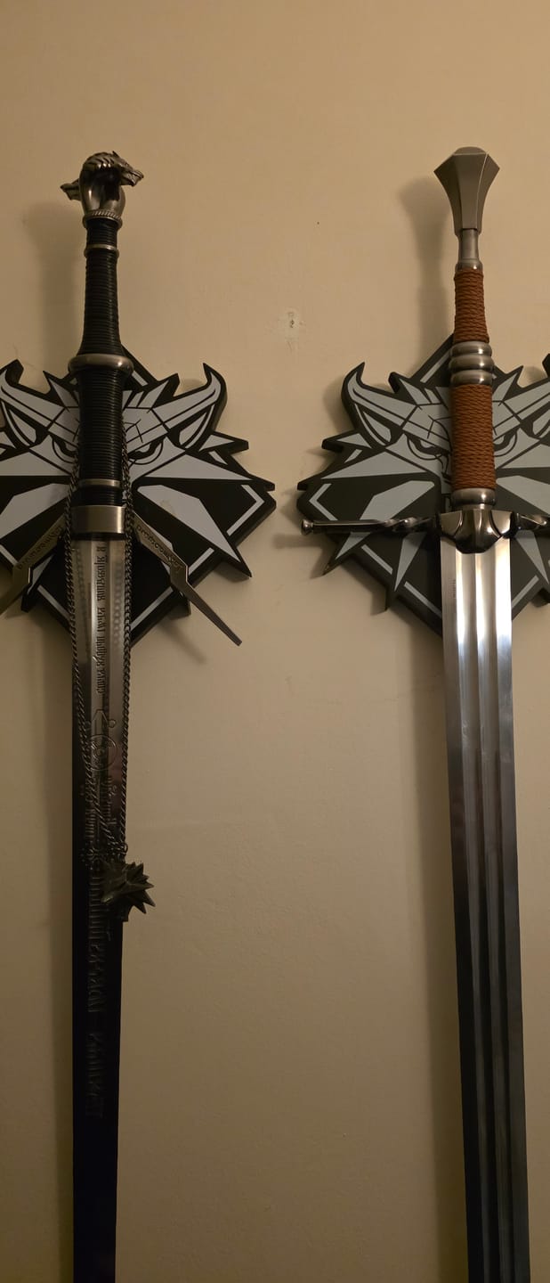 Customer photo review of Geralt of Rivia's Silver Sword - The Witcher Sword