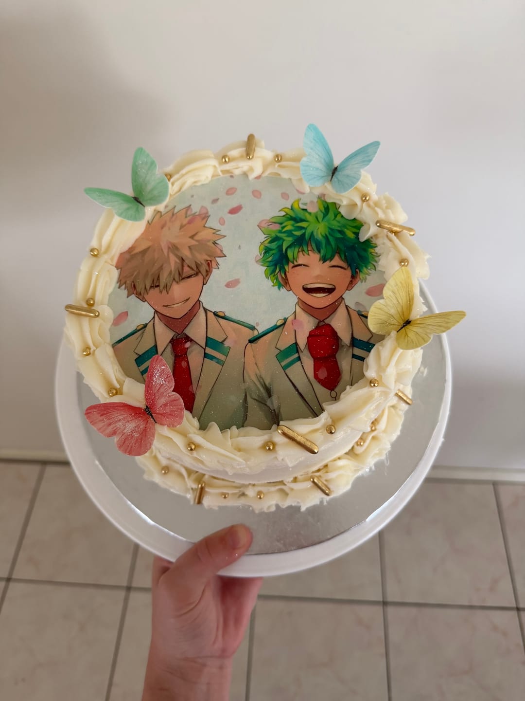 Customer photo review of 20 cm Pre-cut Circle Custom Edible Icing Image