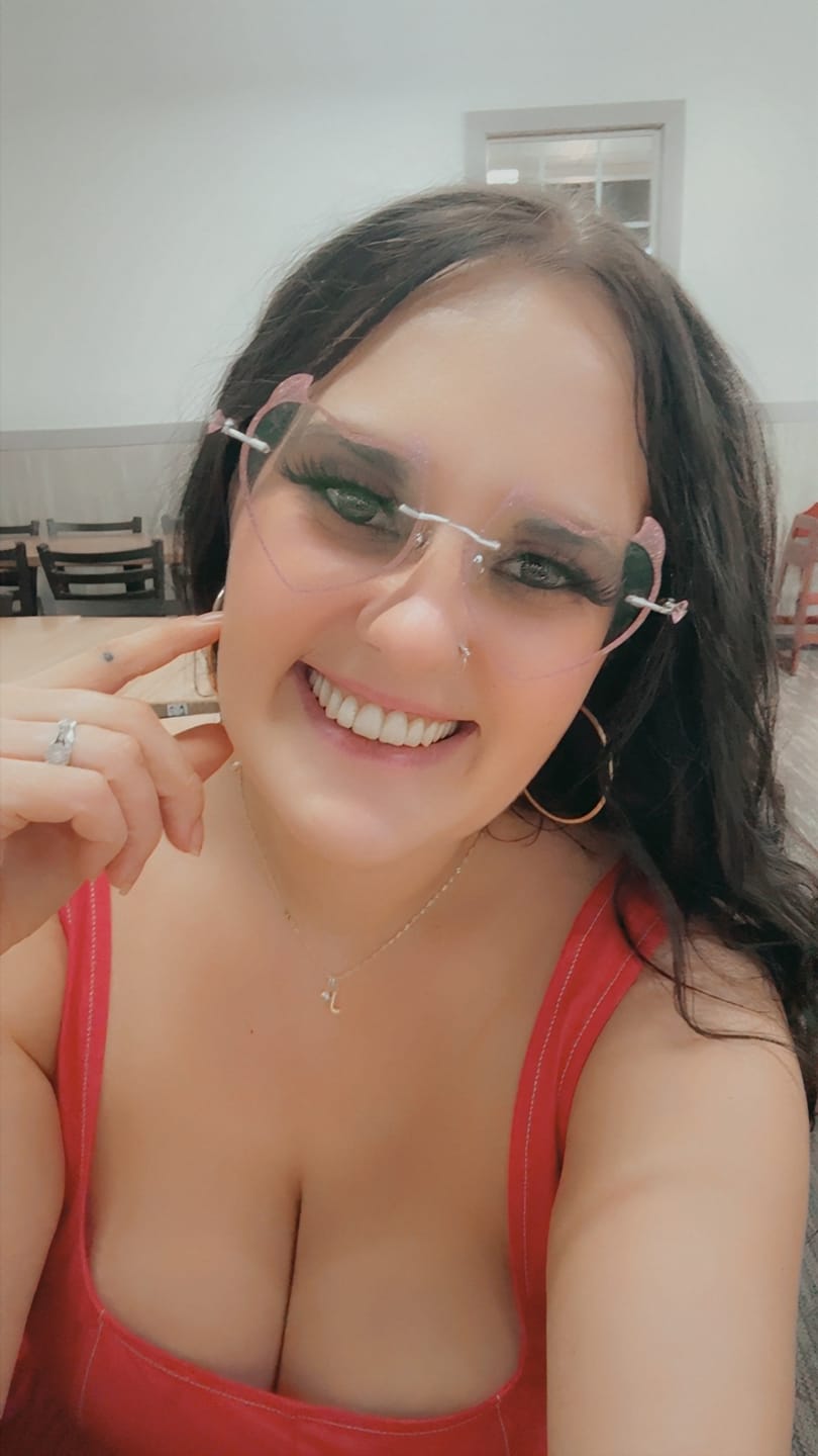 Customer photo review of Nox Eyeglasses