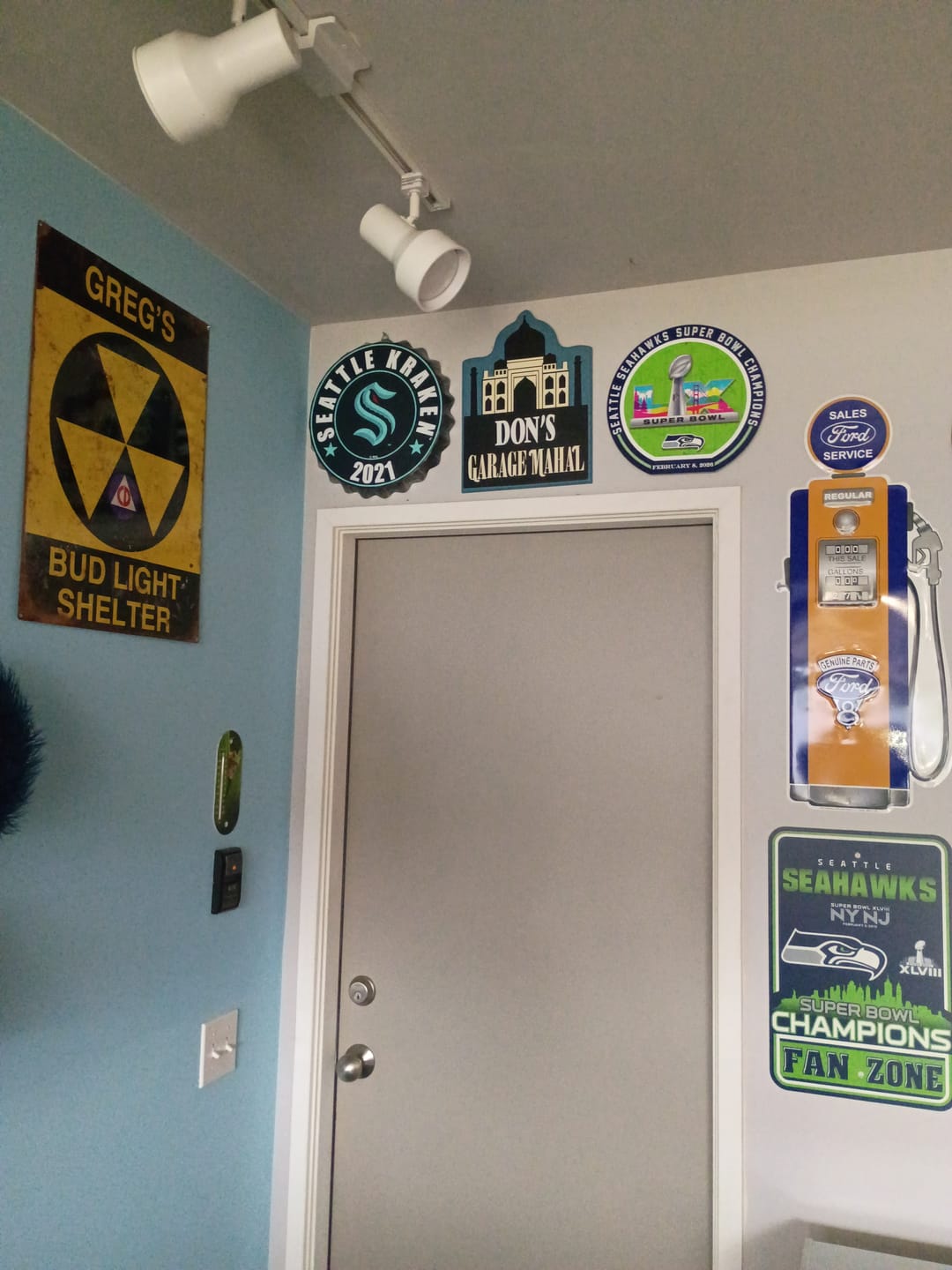Customer photo review of VARSITY Collection- Seattle Seahawks Super Bowl LX Single Layer Metal Wall Art