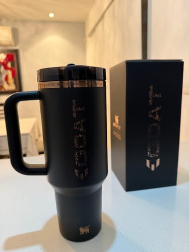 Customer photo review of Messi x Stanley 1913 Quencher ProTour Flip Straw Tumbler GOAT Black | 1.1L