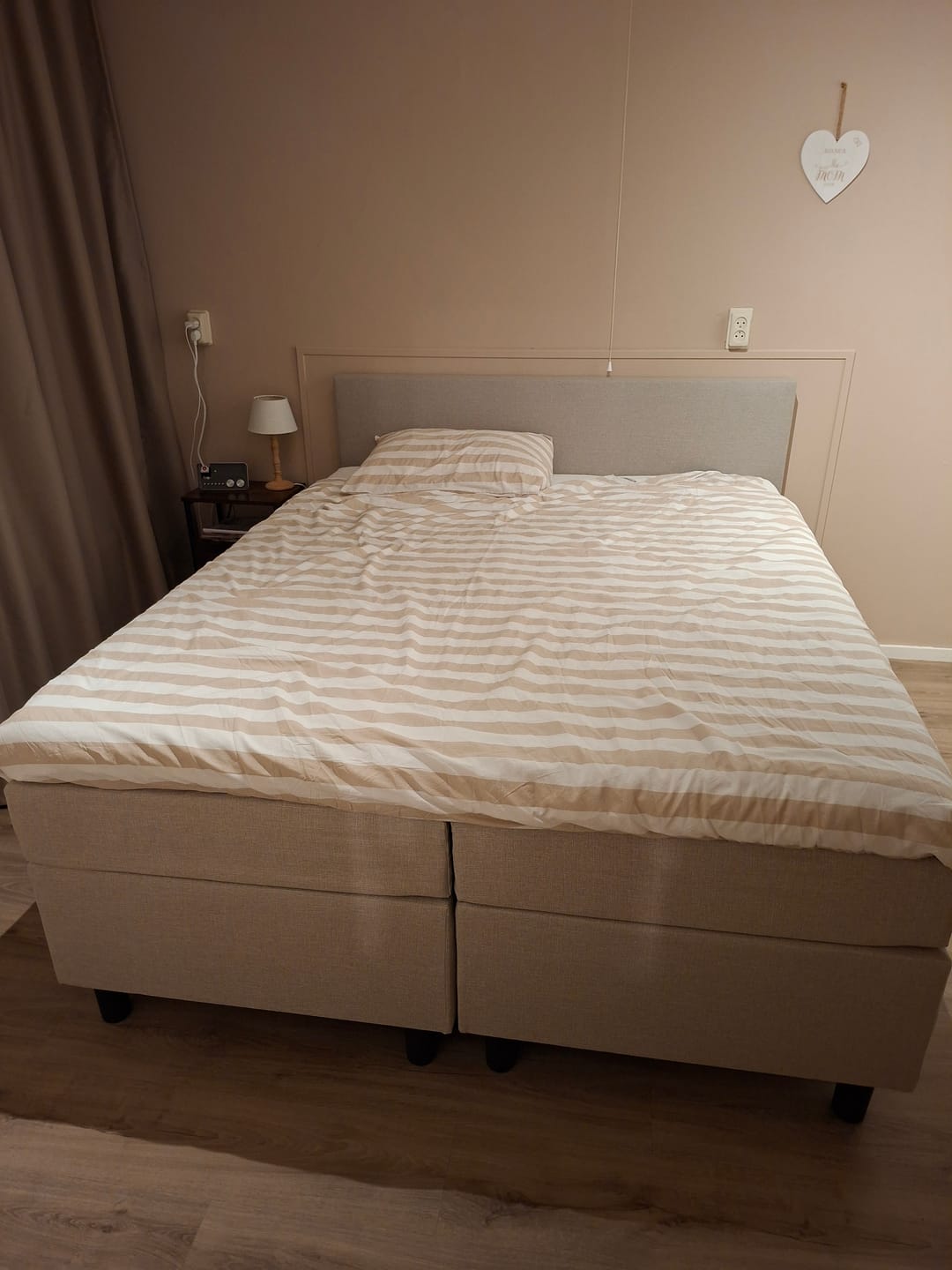 Customer photo review of Boxspring Relax (Extra hoge instap)