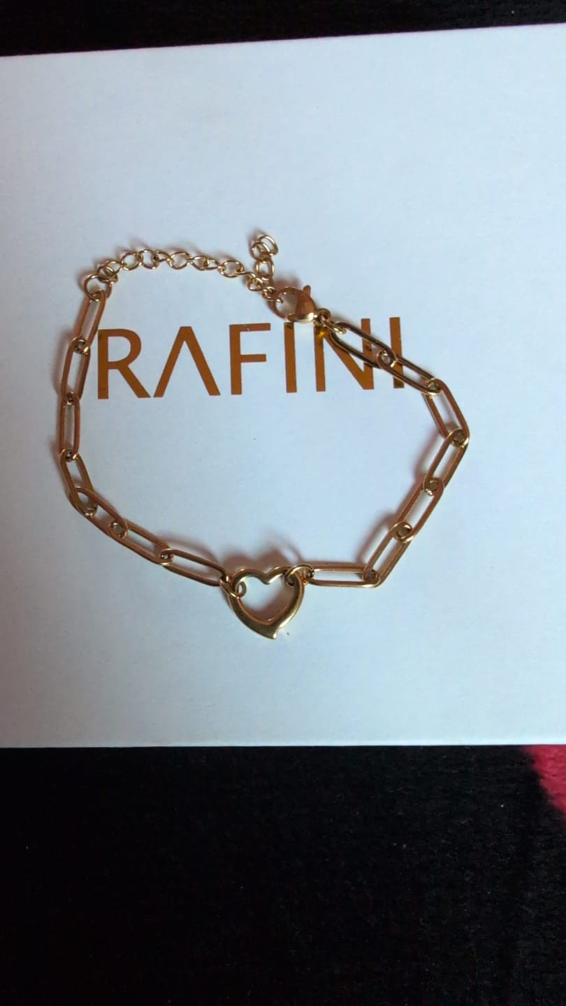 Customer photo review of Bratara Heart Link