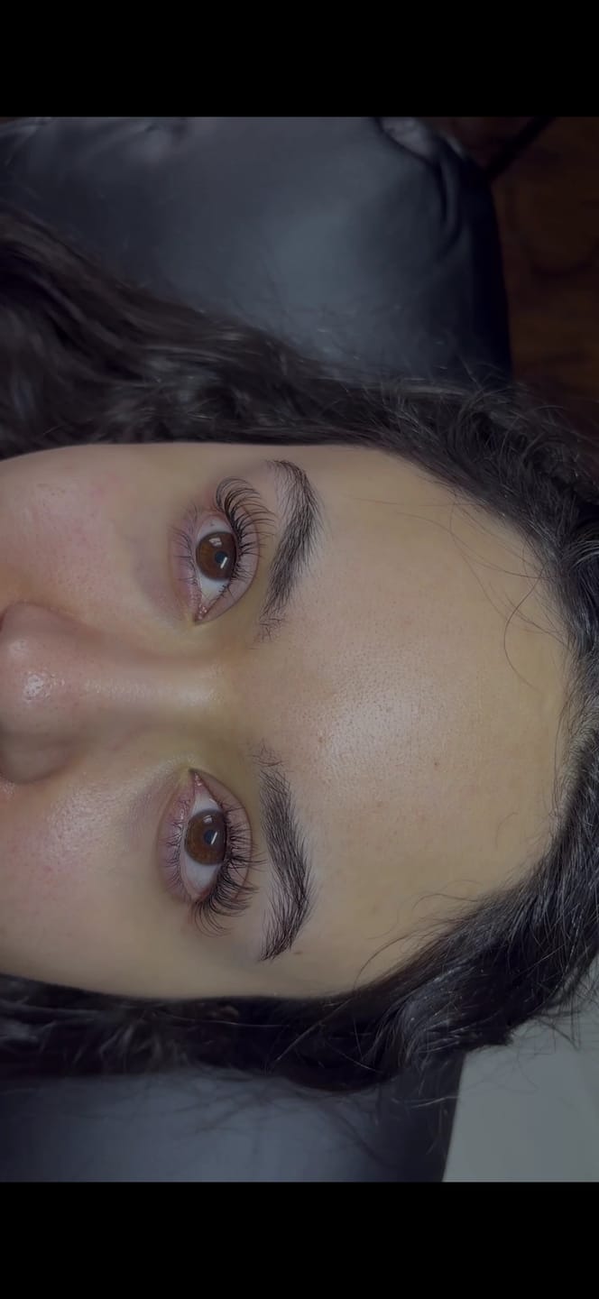 Customer photo review of Classic Lash Extensions 0.15mm