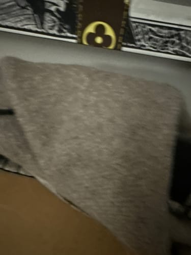 Customer photo review of HERMES WOOL CLASSIC THROW BLANKET