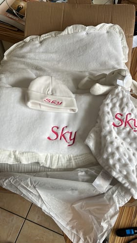 Customer photo review of Bonnet naissance