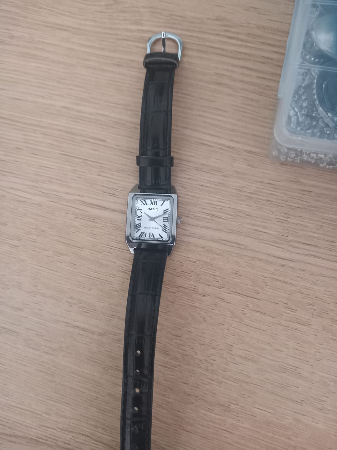 Customer photo review of Reloj Casio Tank Análogo LTP-V007L-7B1UDF Cuero Dial Plateado