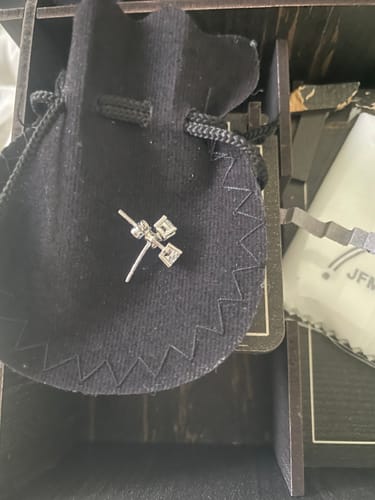 Customer photo review of 925 Sterling Silver Classic Solitaire Stud Earrings