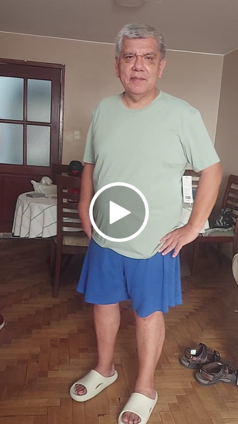 Customer video review of The Essential Tee | AlgaKnit - Black