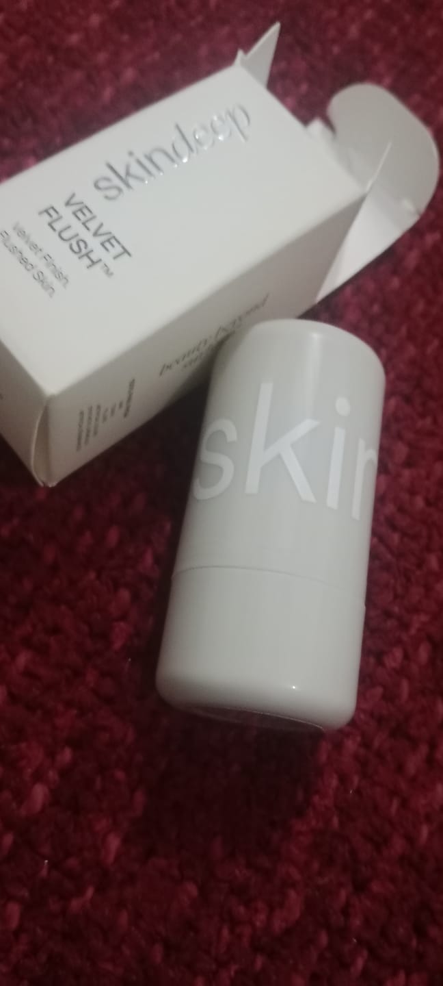 Customer photo review of VELVET FLUSH - Lip+Cheek Blush