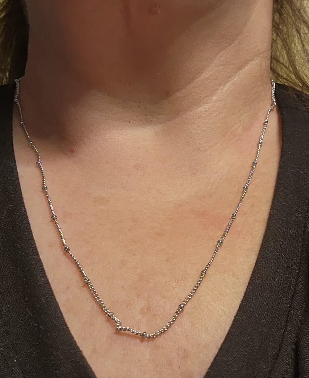 Customer photo review of Pria 18k White Gold Plated Bead Station Chain Necklace
